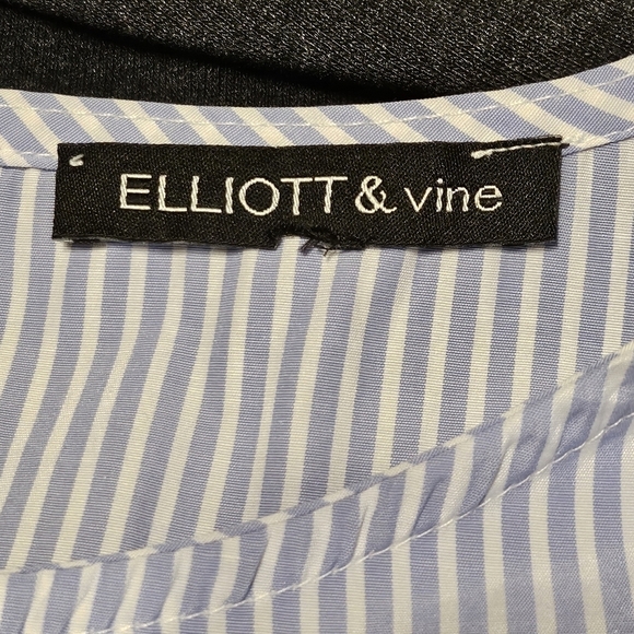 Elliott & Vine Stripped Lace Bell Sleeve Blouse 60% Cotton 40% Polyester Sz Unkn - Picture 10 of 11